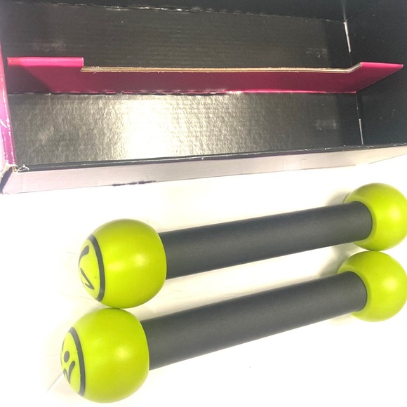 Zumba Exhilarate Toning Sticks-Shake Weights 1 Lb, 1 Pair NIB - Picture 8 of 12